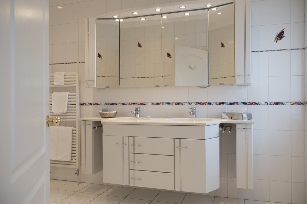Regency Hotel Дуглас Экстерьер фото